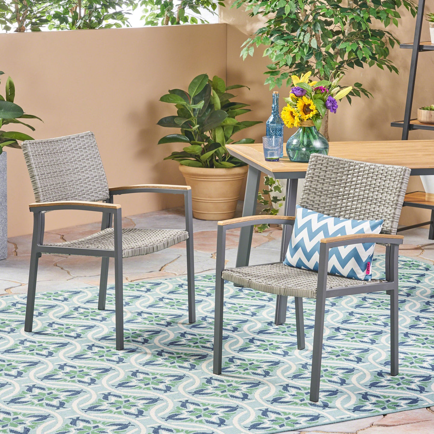 LUTON DINING CHAIR