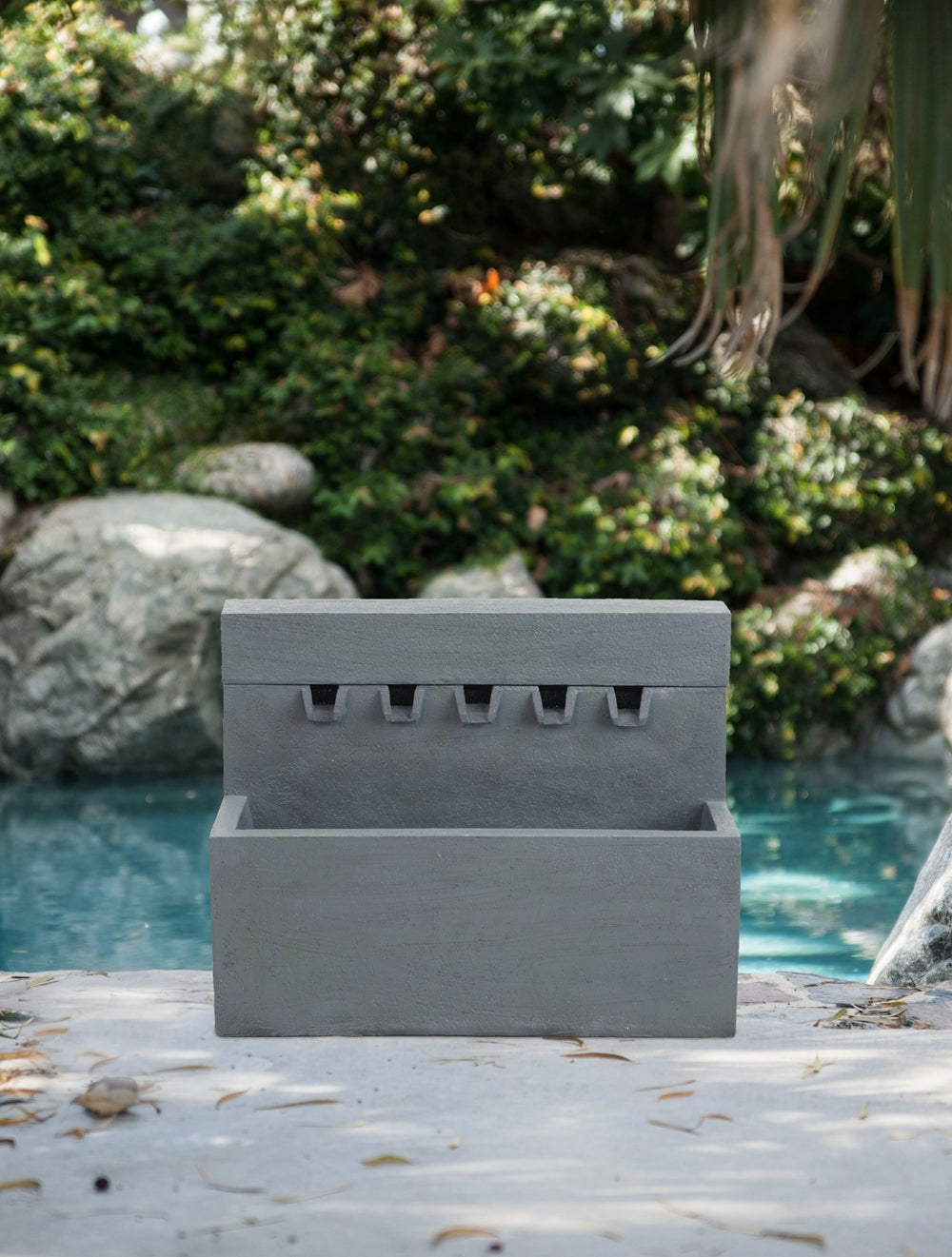 11.8x30.7x23.6" Decorative Gray Fountain with Rectangle Design, with Light and Pump, for Indoor and Outdoor