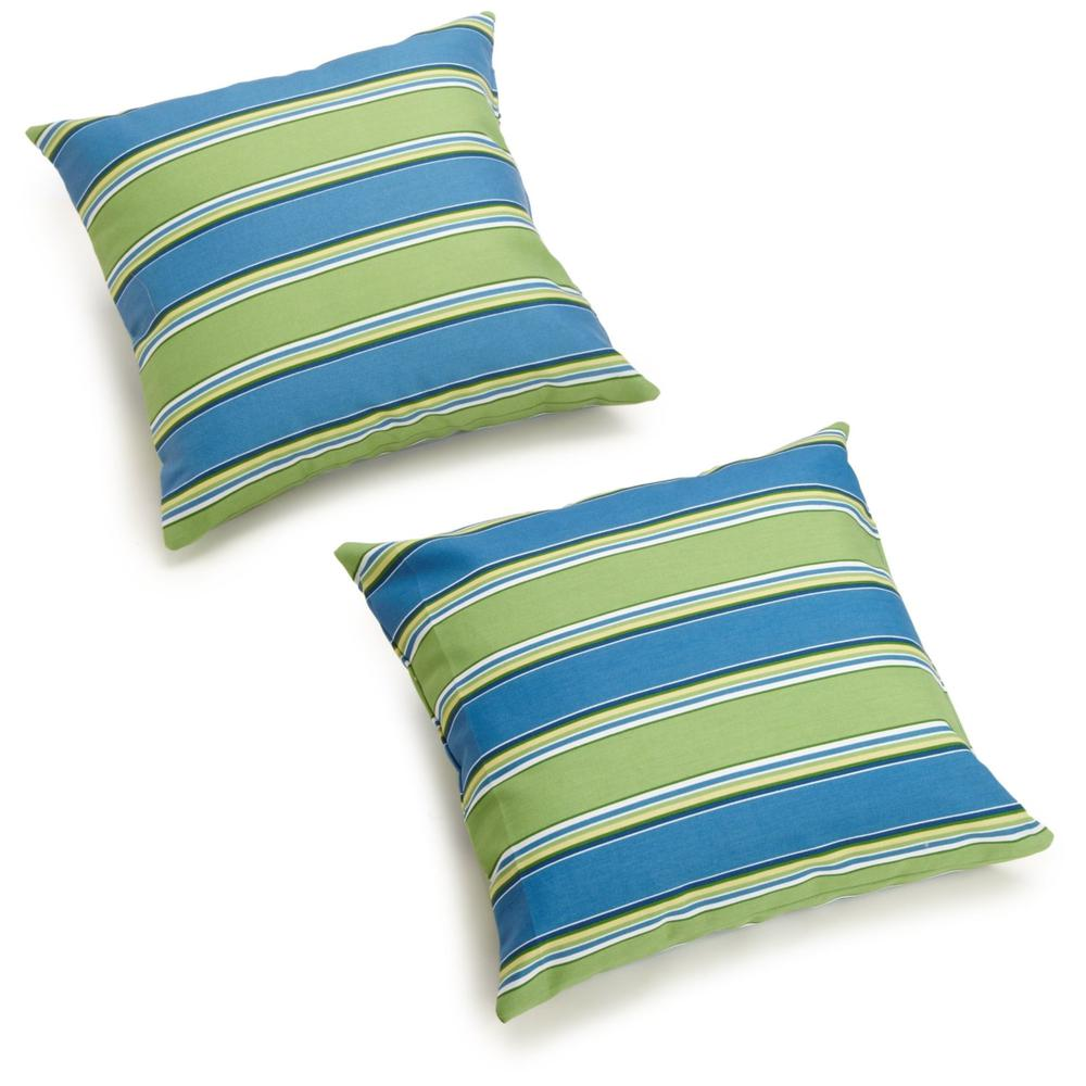 Blazing Needles 17-inch Outdoor Knife Edge Throw Pillows (Set of 2)