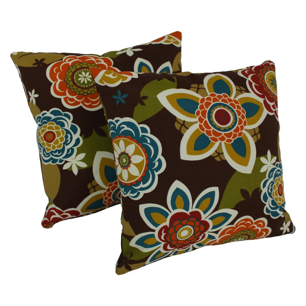 Blazing Needles 17-inch Outdoor Knife Edge Throw Pillows (Set of 2)