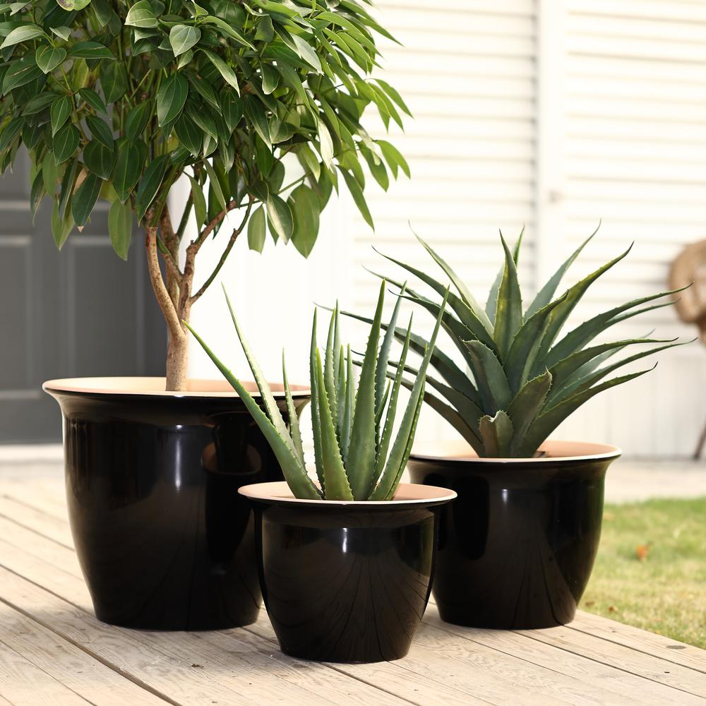 3-Piece Ebony Black Round Recyled Plastic Planter Set