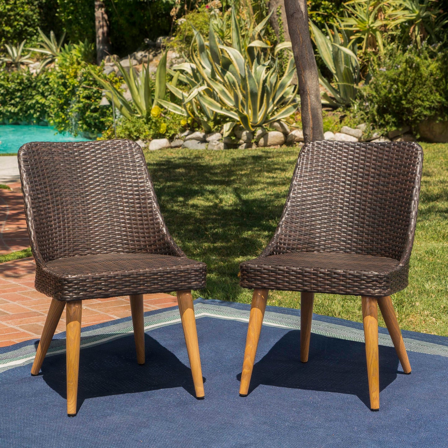 DELPHI DINING CHAIR WITH HEAT TRANSFER LEGS