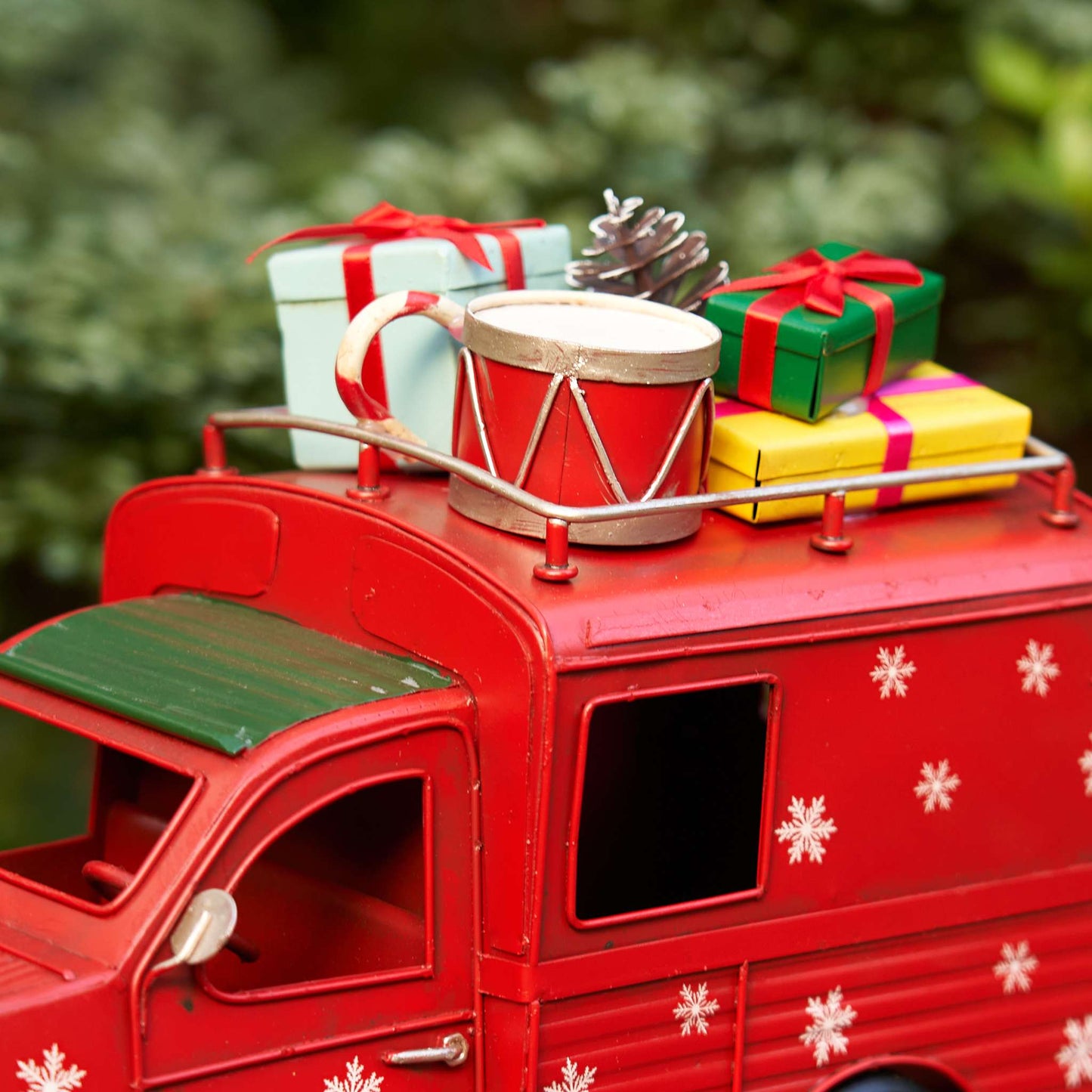 Christmas Old-Style Christmas Truck with Snowflakes and Gifts