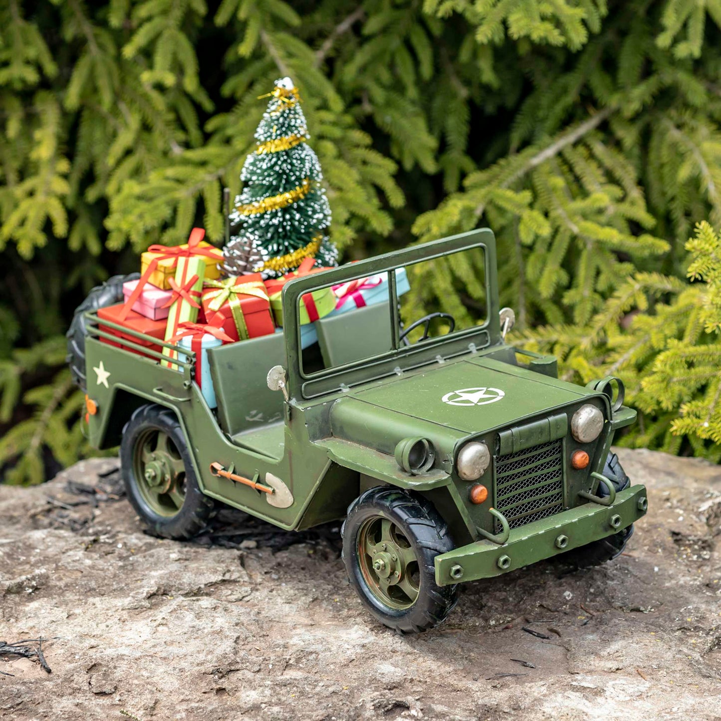 Christmas 1940's Vintage Style Military Vehicle with Christmas Tree and Gifts