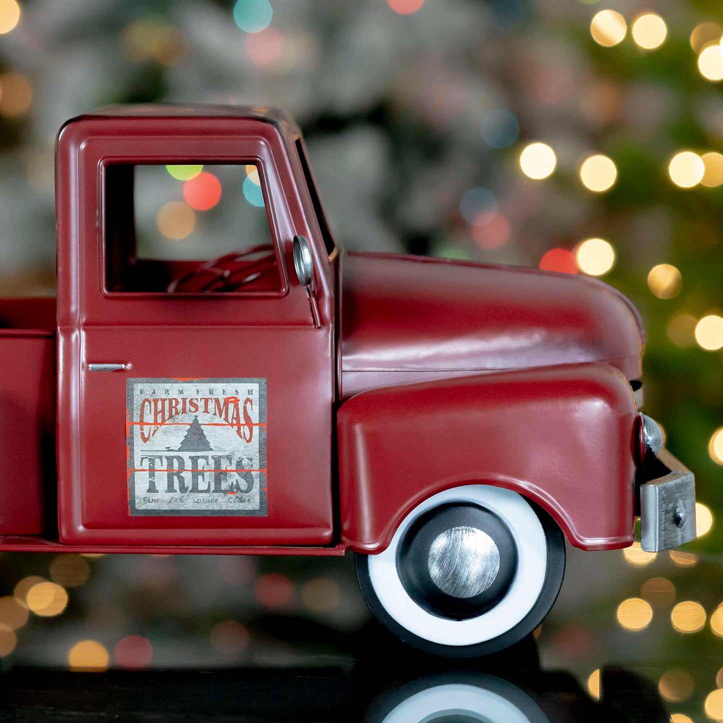 Christmas Iron Christmas Old Style Truck with Tree in Antique Red