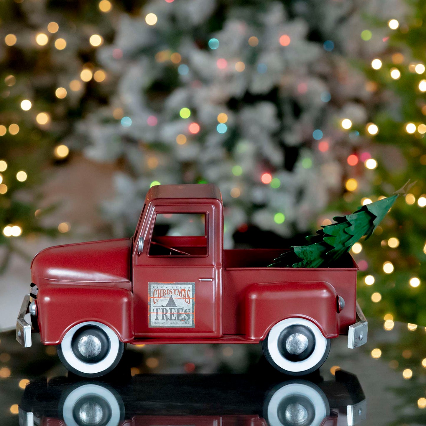 Christmas Iron Christmas Old Style Truck with Tree in Antique Red