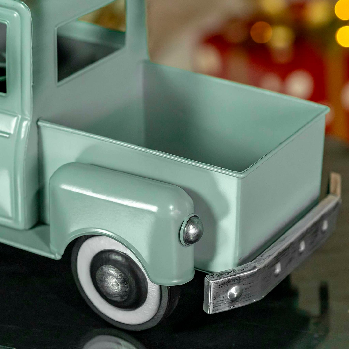 Christmas Iron Christmas Old Style Truck with Tree in Soft Green