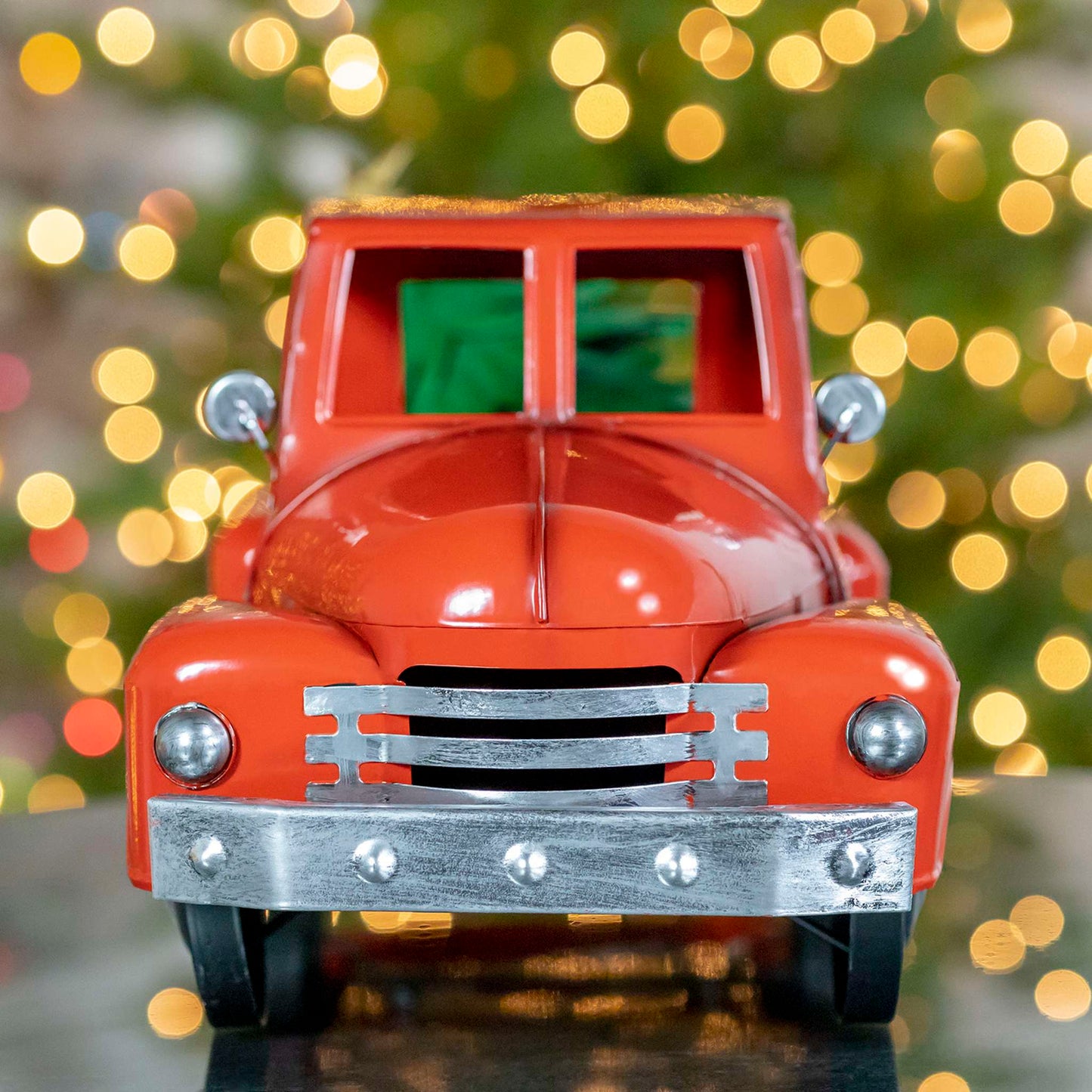 Christmas Iron Christmas Old Style Truck with Tree in Glossy Red