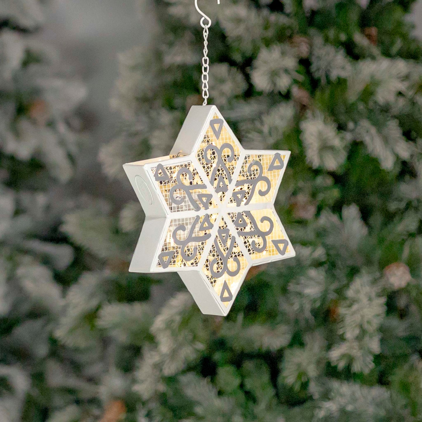 Christmas Set of 3 Hanging Light-Up Six-Point Star Snowflakes in Assorted Sizes