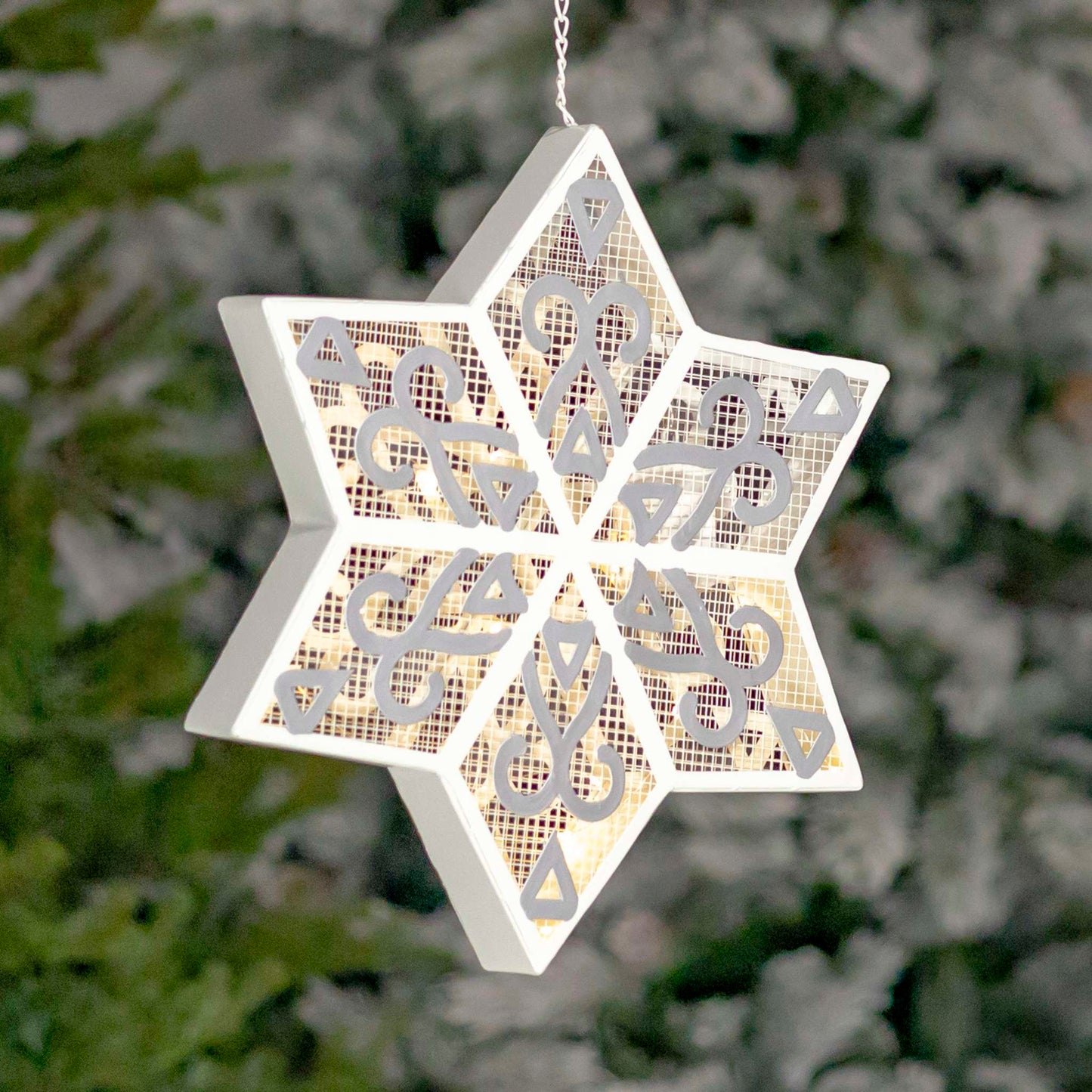 Christmas Set of 3 Hanging Light-Up Six-Point Star Snowflakes in Assorted Sizes