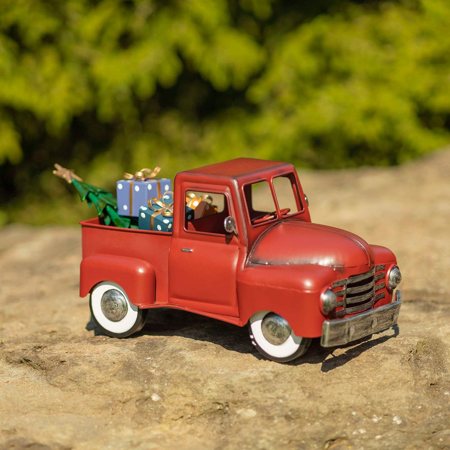 Christmas Mini Metal Truck with Christmas Tree and Gifts in Antique Red