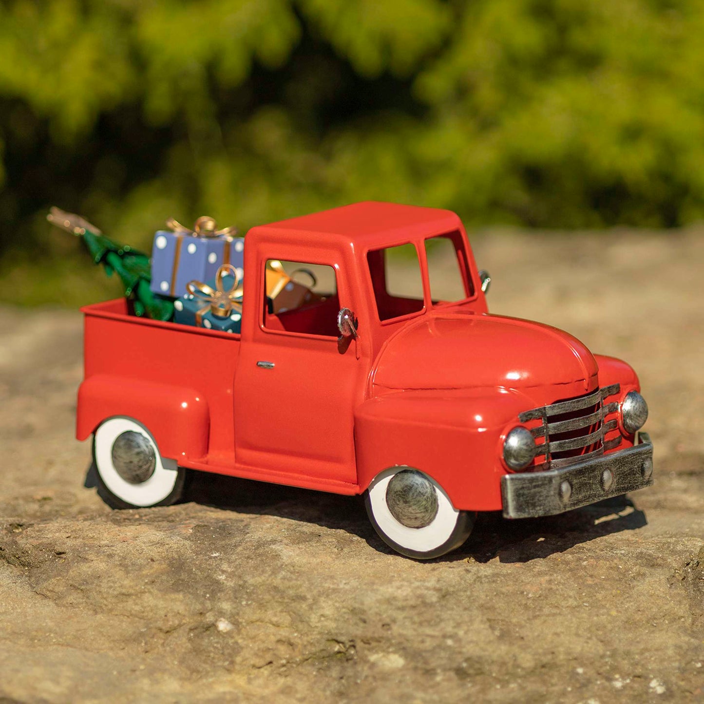 Christmas Mini Metal Truck with Christmas Tree and Gifts in Glossy Red