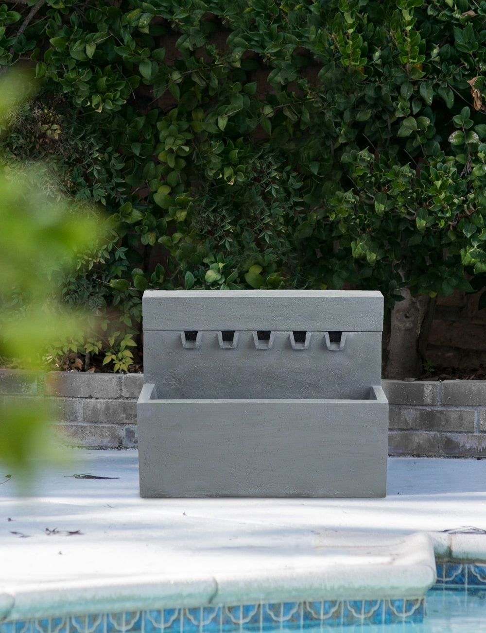 11.8x30.7x23.6" Decorative Gray Fountain with Rectangle Design, with Light and Pump, for Indoor and Outdoor