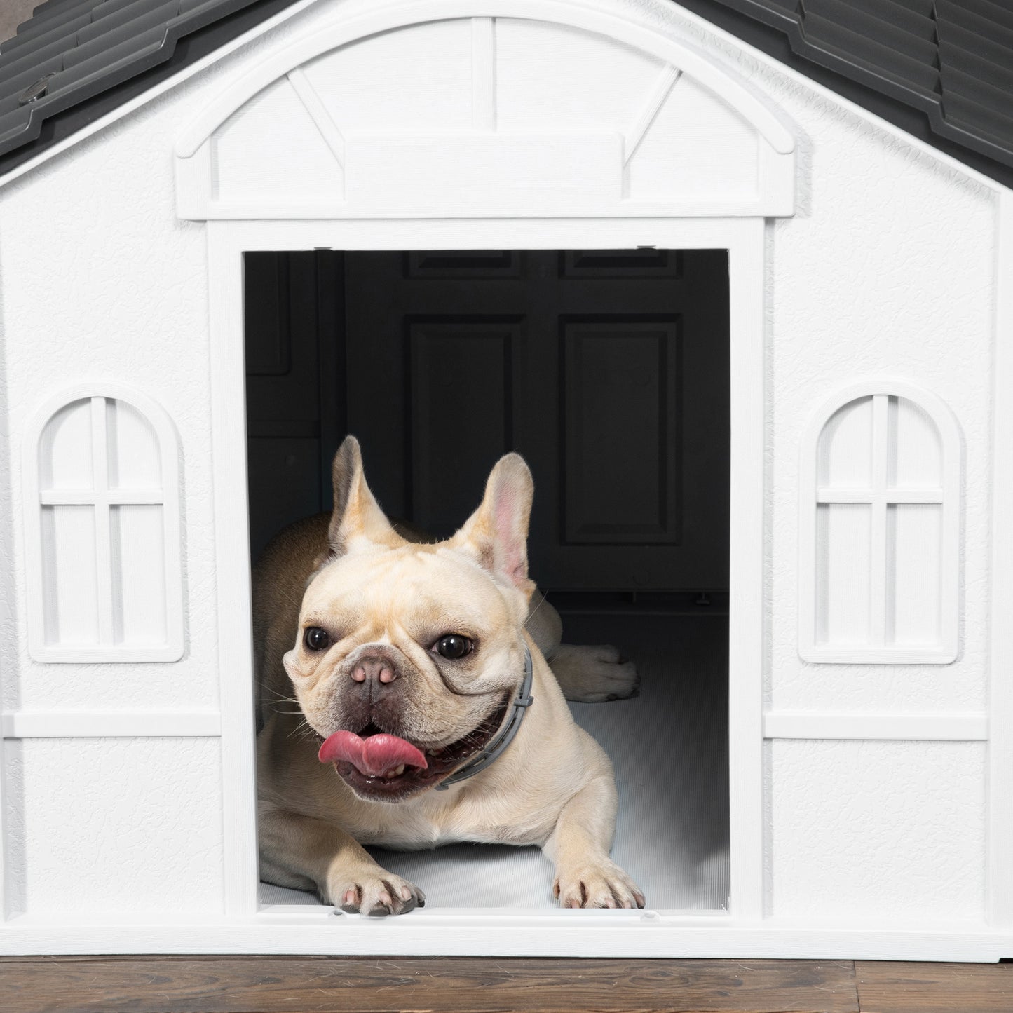 PawHut Plastic Dog House, Water Resistant Puppy Shelter Indoor Outdoor with Door, Easy to Assemble, for Medium and Small Dogs, Gray